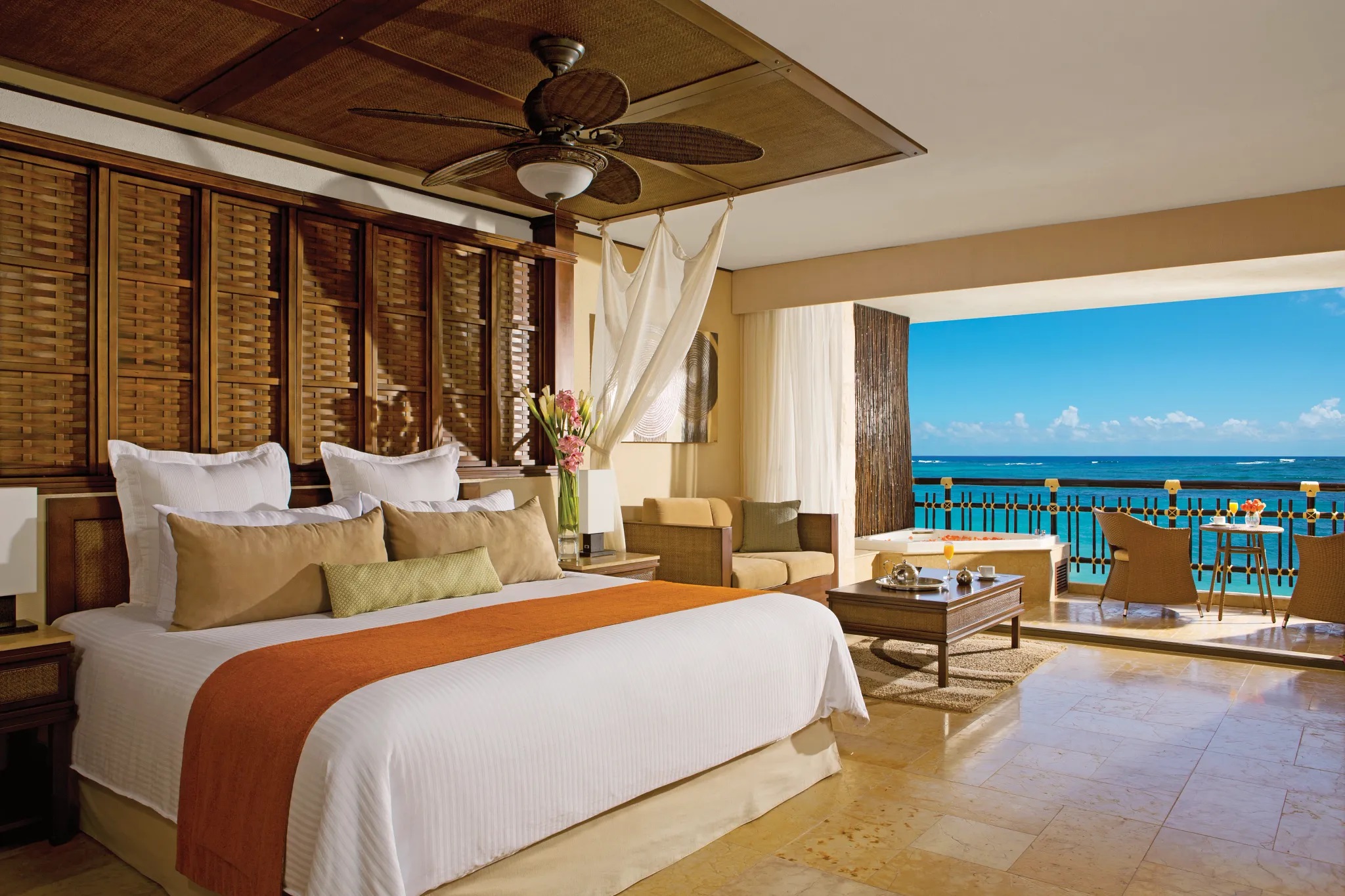 Honeymoon Suite
